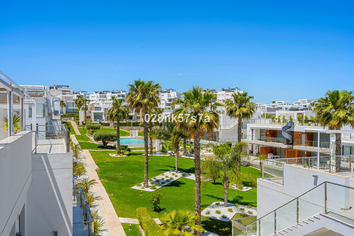 Appartement te koop in Punta Prima | 3 slaapkamers H5383504