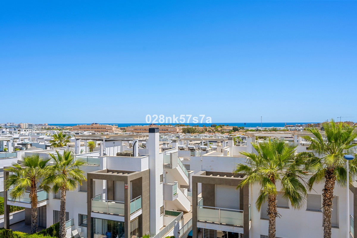Appartement te koop in Punta Prima | 3 slaapkamers H5383504