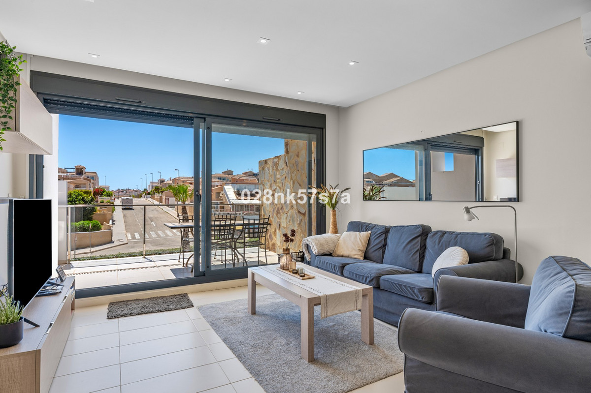 Appartement te koop in Punta Prima | 3 slaapkamers H5383504