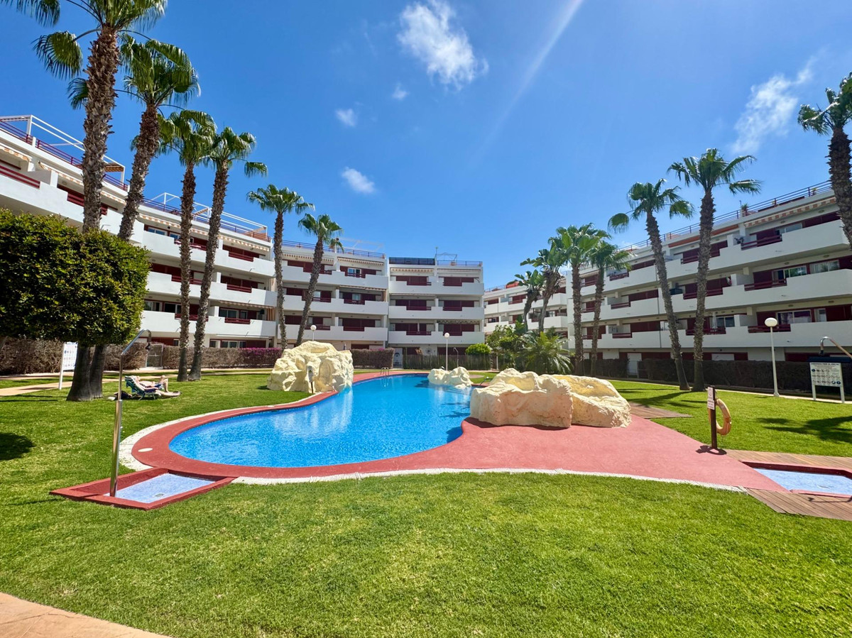 Penthouse te koop in Punta Prima | 2 slaapkamers H5387530