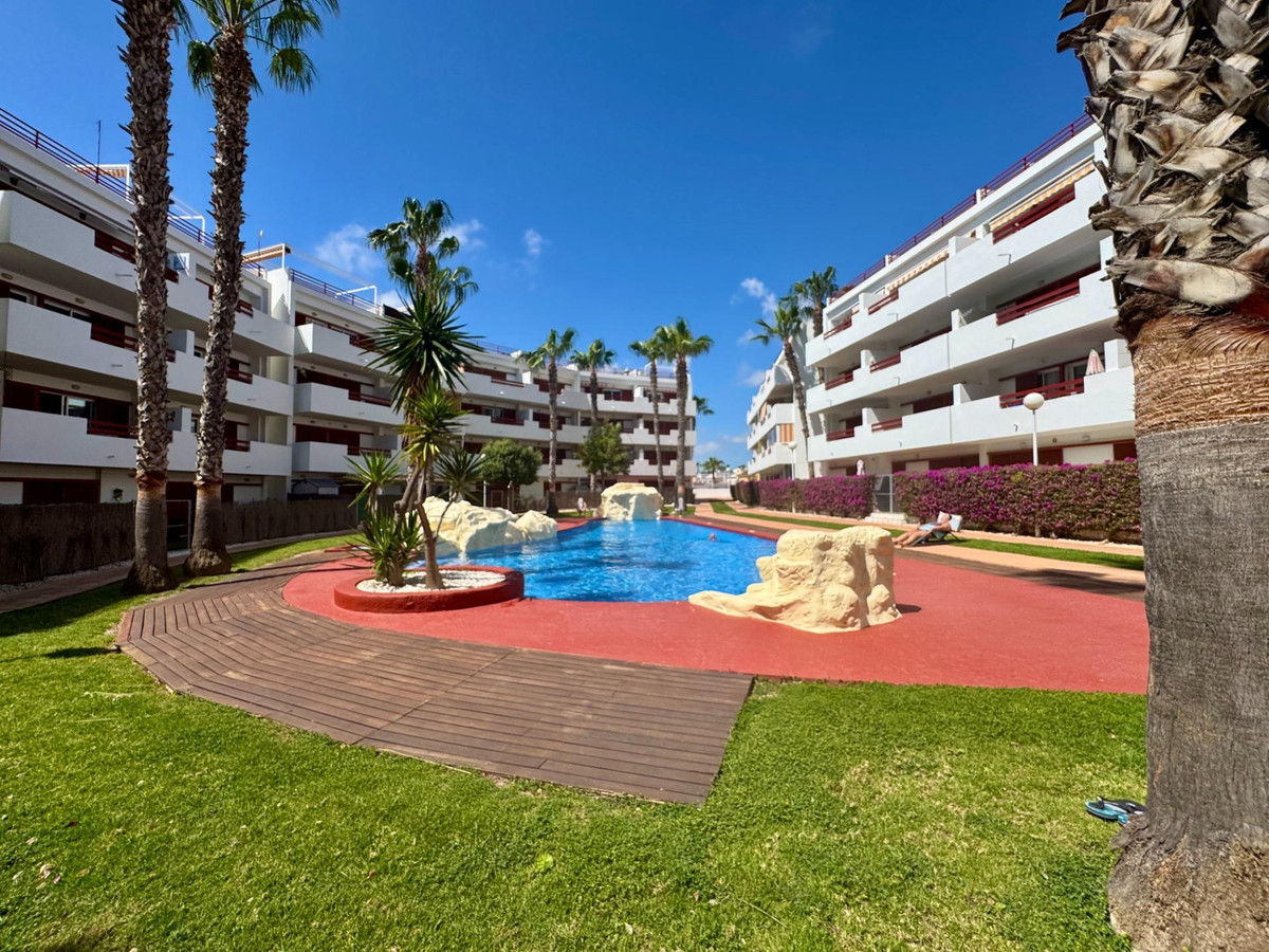 Penthouse te koop in Punta Prima | 2 slaapkamers H5387530