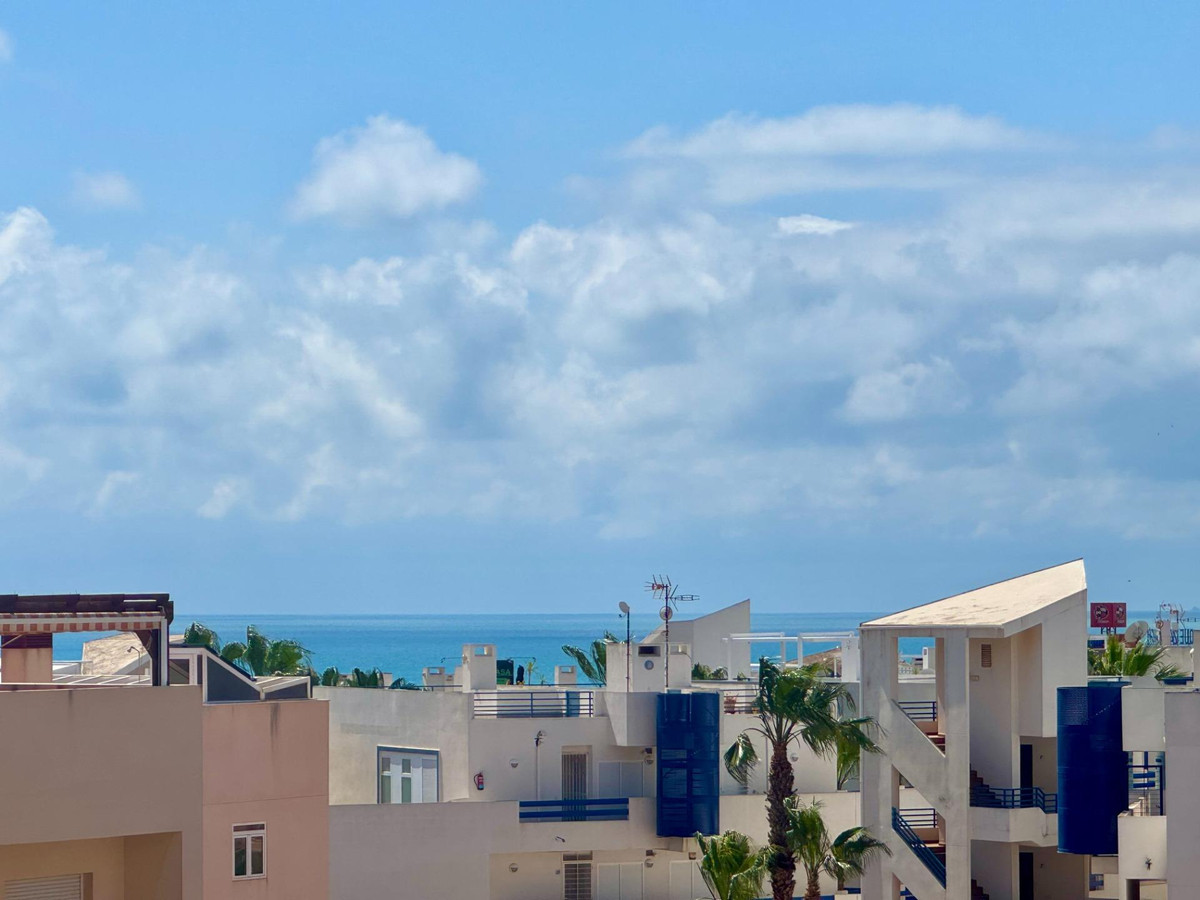 Penthouse te koop in Punta Prima | 2 slaapkamers H5387530