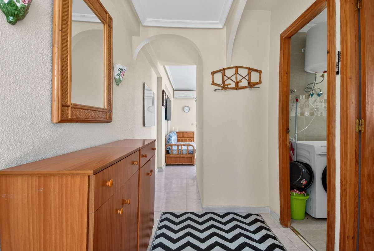 Huis te koop in Punta Prima | 1 slaapkamers H5390230