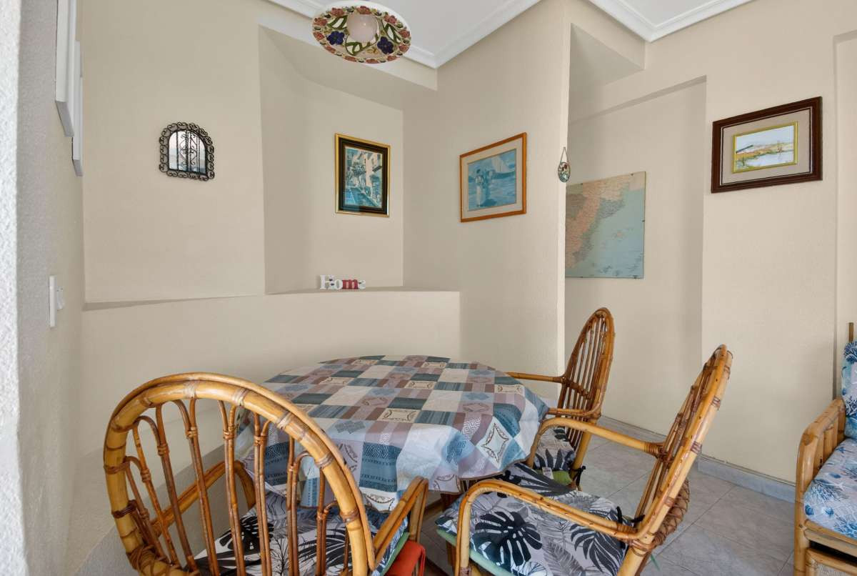 Huis te koop in Punta Prima | 1 slaapkamers H5390230