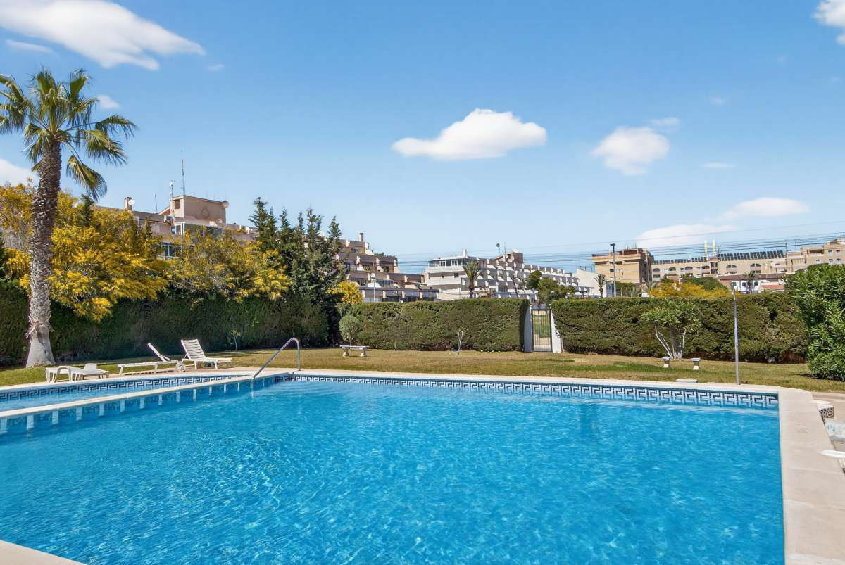 Huis te koop in Punta Prima | 1 slaapkamers H5390230