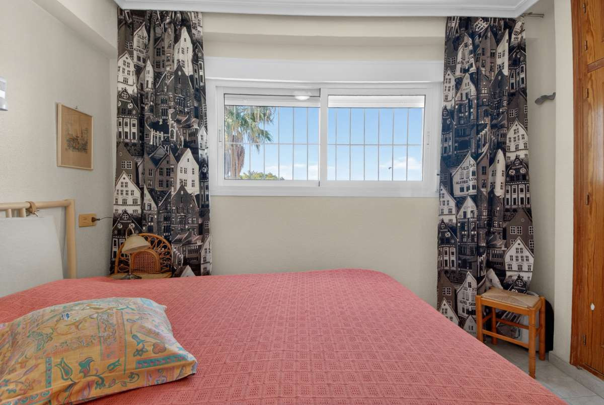Huis te koop in Punta Prima | 1 slaapkamers H5390230