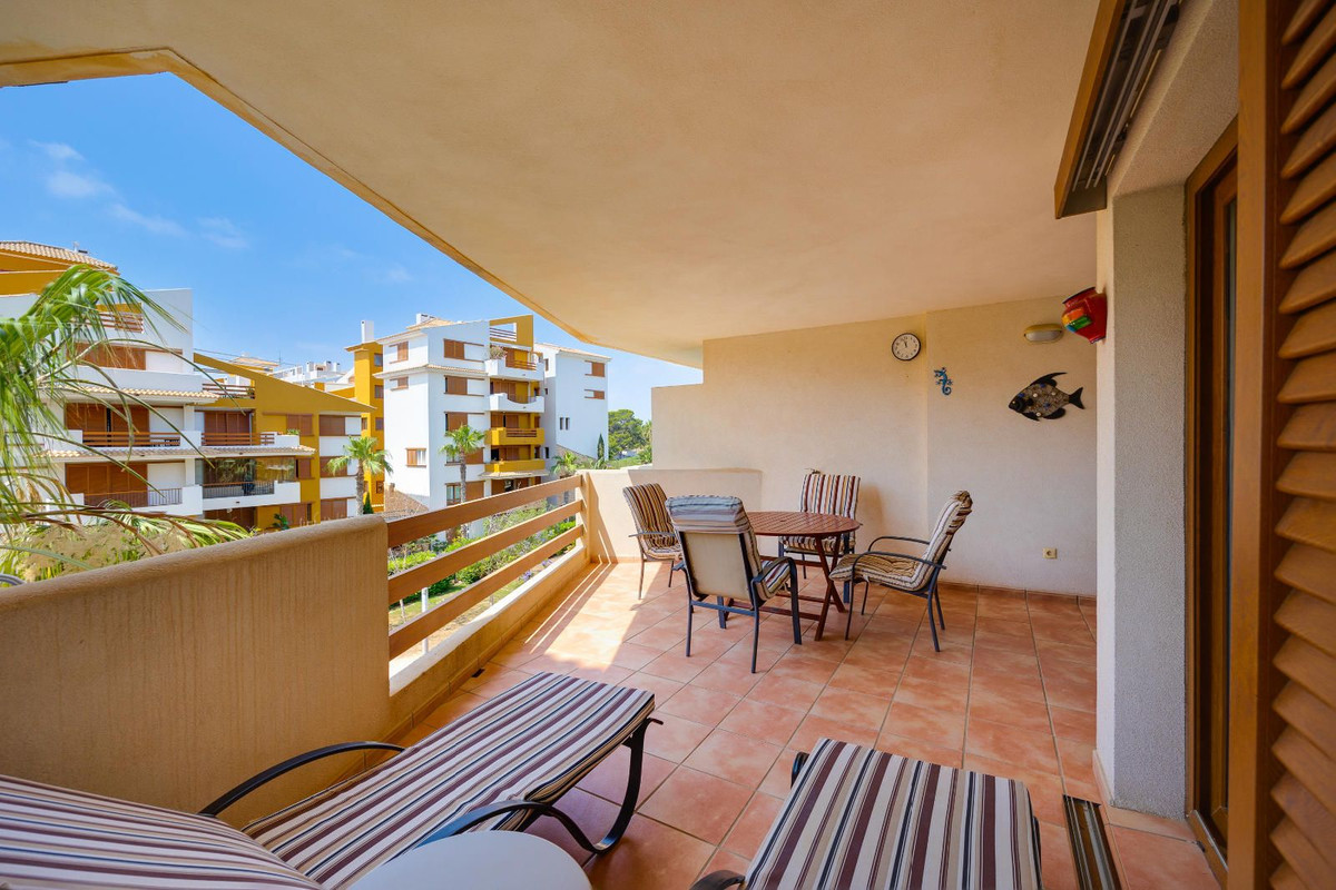 Appartement te koop in Punta Prima | 2 slaapkamers H5408980
