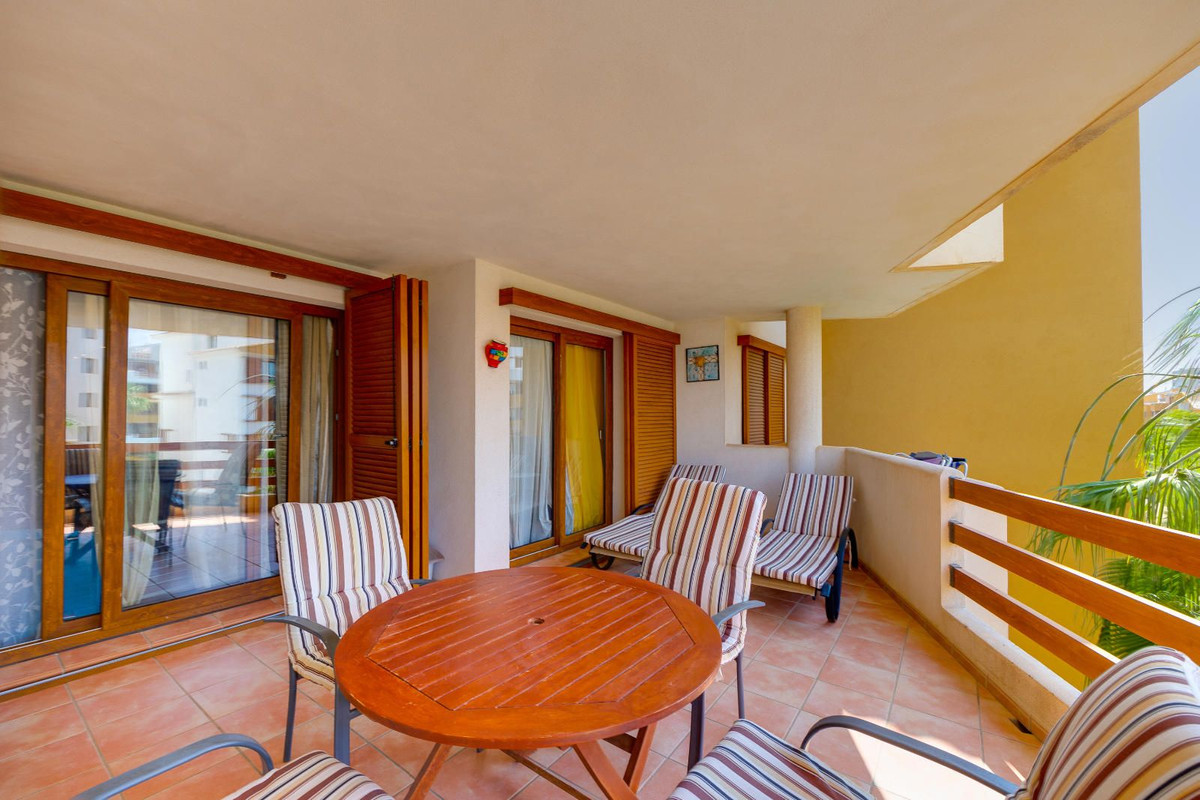 Appartement te koop in Punta Prima | 2 slaapkamers H5408980