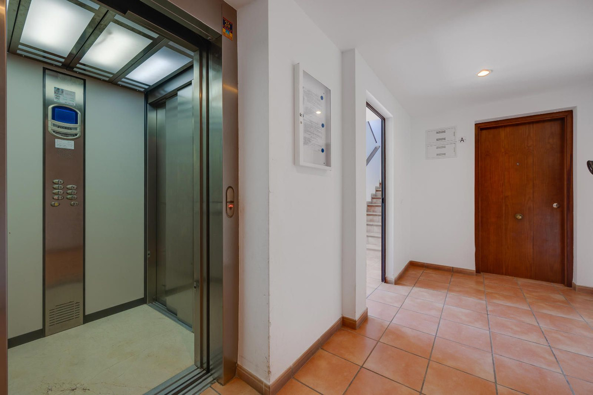 Appartement te koop in Punta Prima | 2 slaapkamers H5408980