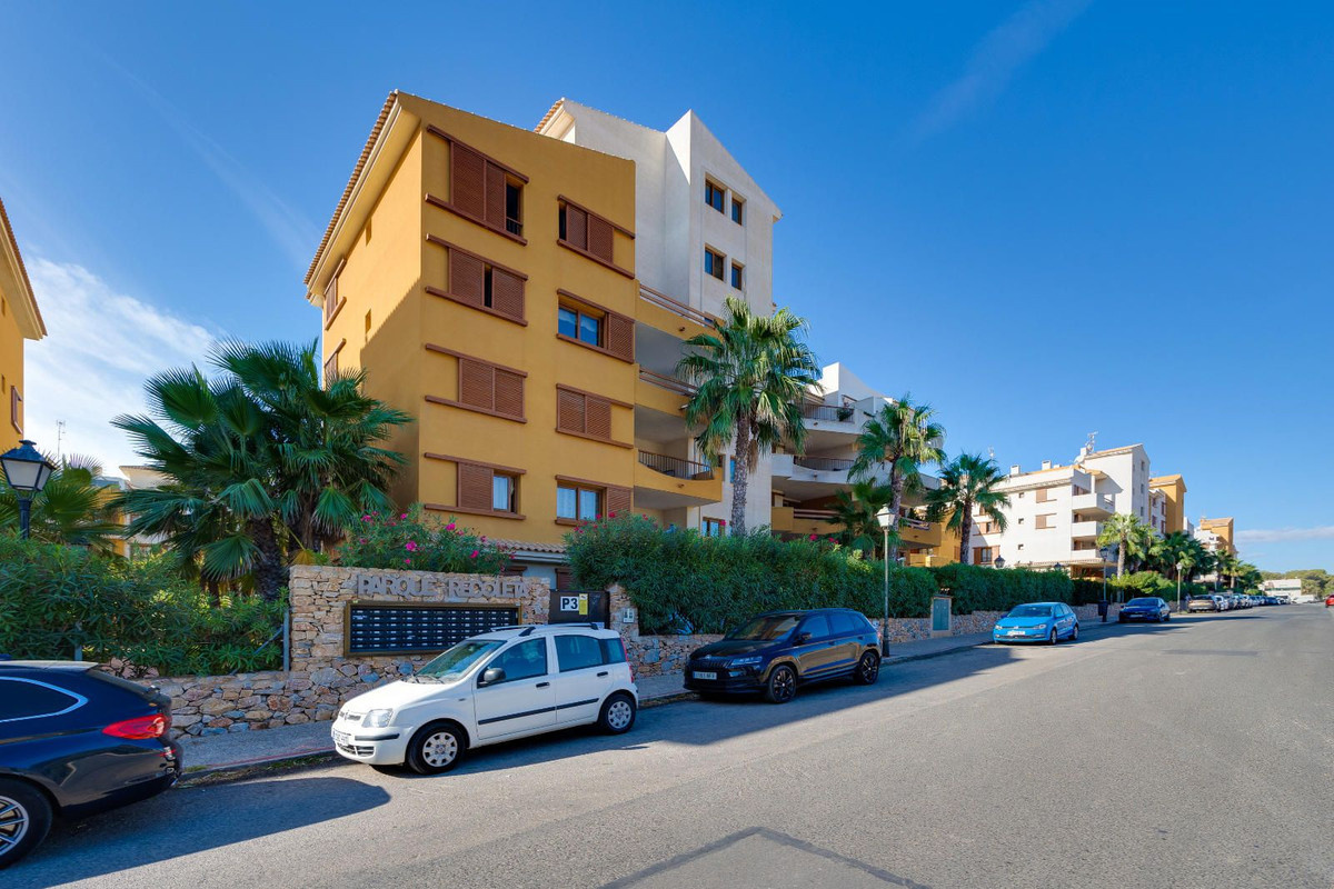 Appartement te koop in Punta Prima | 2 slaapkamers H5408980