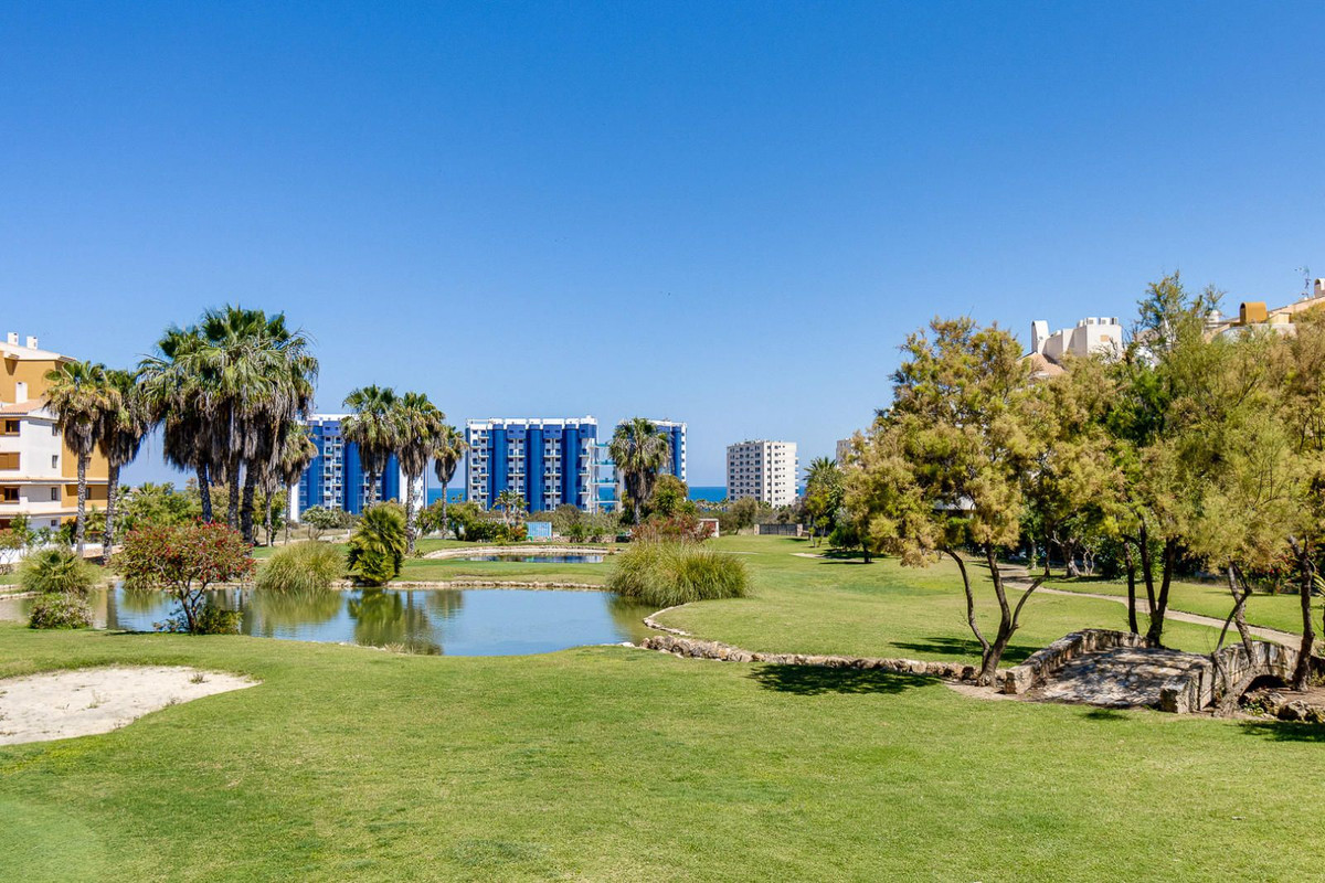 Appartement te koop in Punta Prima | 2 slaapkamers H5408980