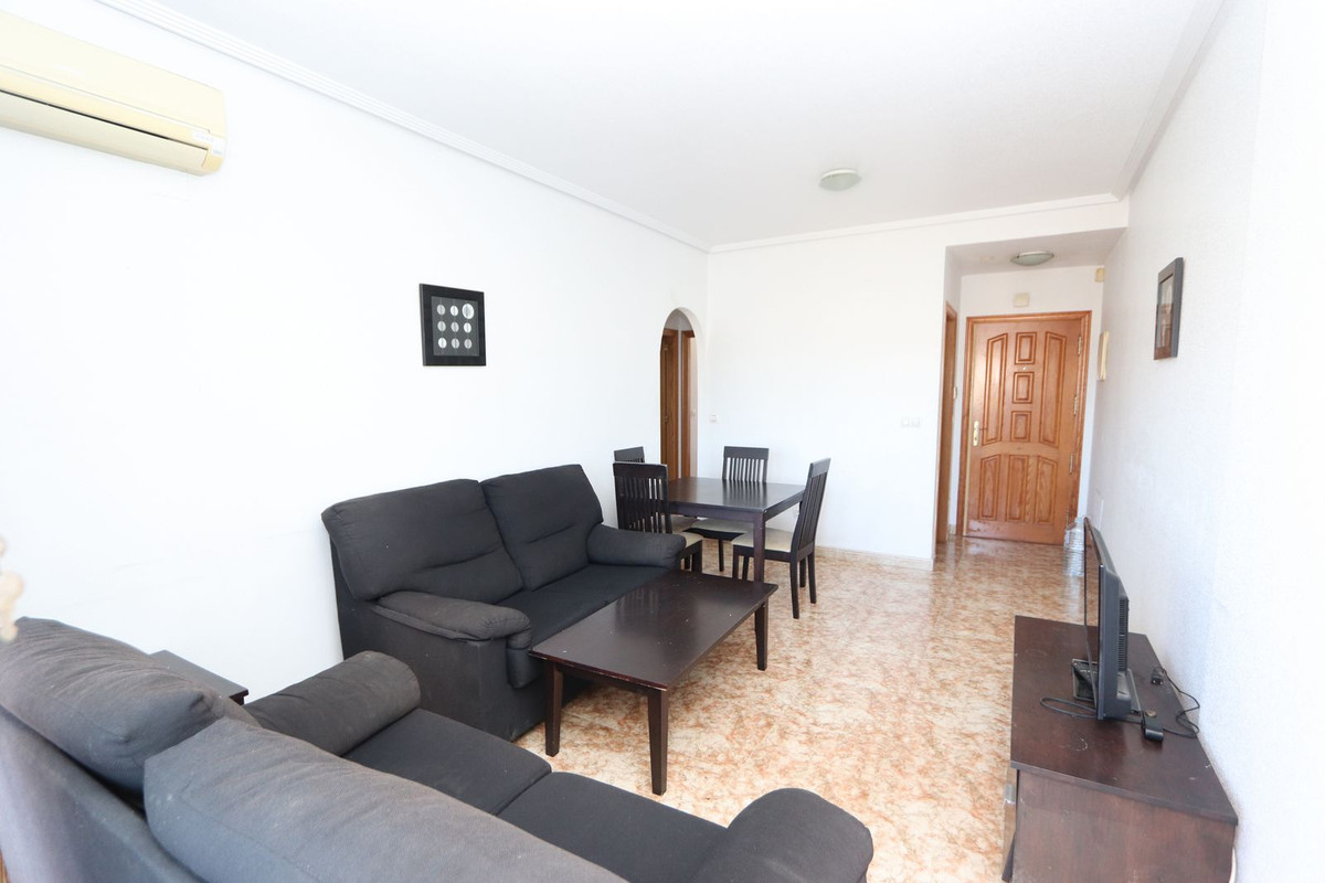 Appartement te koop in Punta Prima | 2 slaapkamers H5435926
