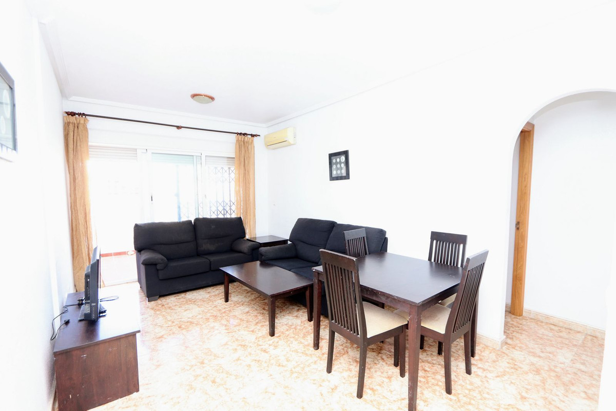 Appartement te koop in Punta Prima | 2 slaapkamers H5435926
