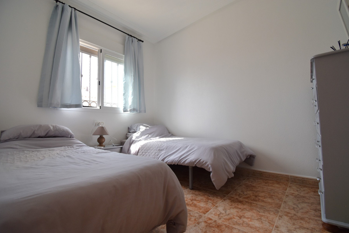 Appartement te koop in Punta Prima | 2 slaapkamers H5438986