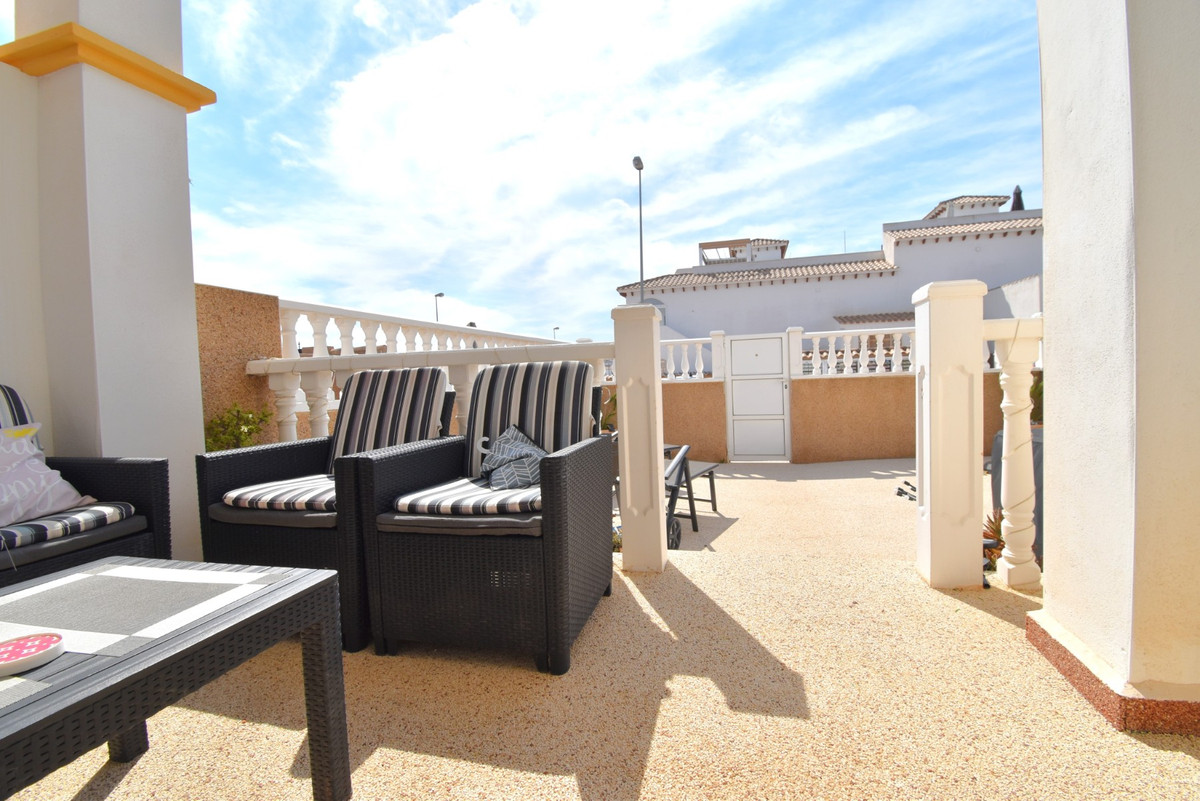 Appartement te koop in Punta Prima | 2 slaapkamers H5438986