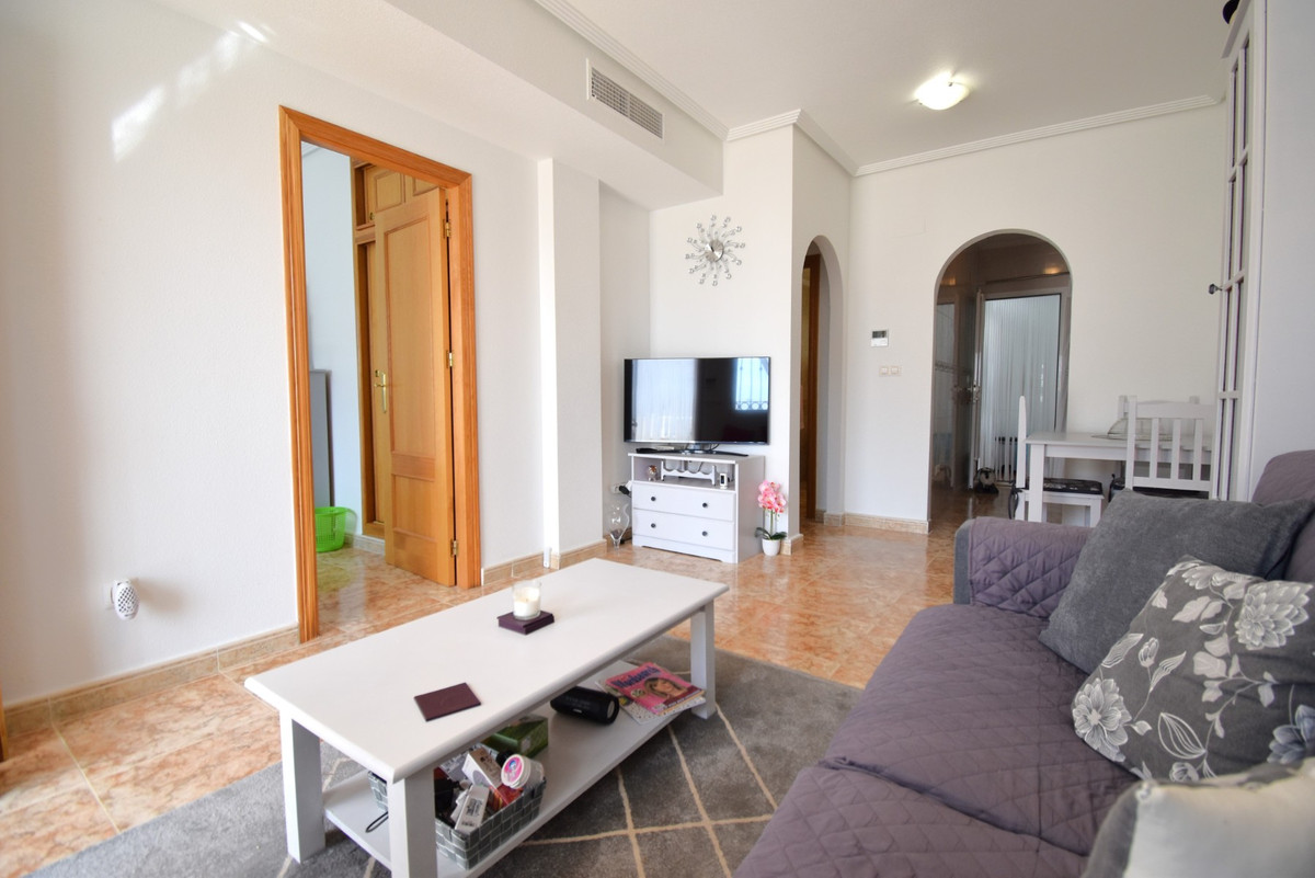 Appartement te koop in Punta Prima | 2 slaapkamers H5438986