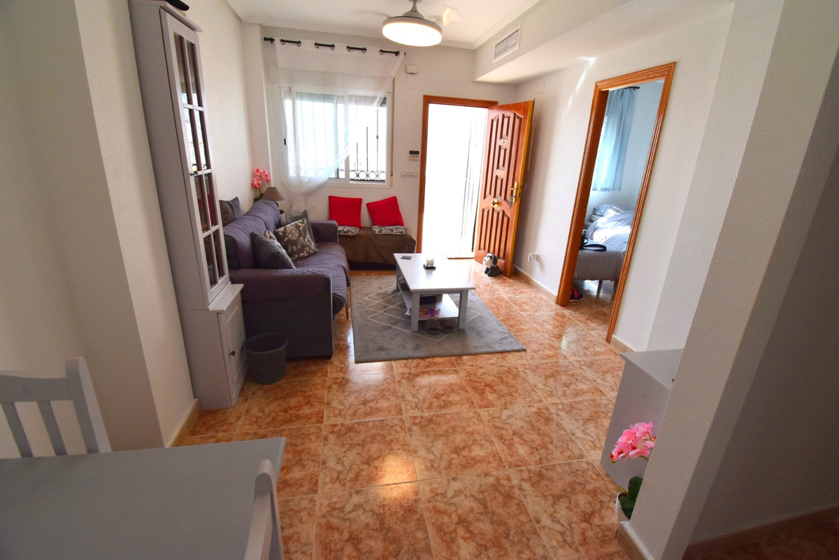 Appartement te koop in Punta Prima | 2 slaapkamers H5438986