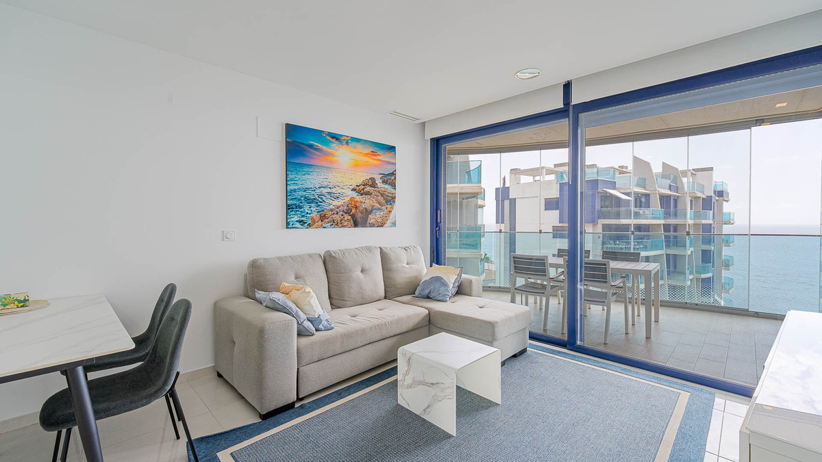 Appartement te koop in Punta Prima | 2 slaapkamers H5440750