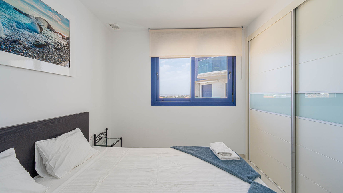 Appartement te koop in Punta Prima | 2 slaapkamers H5440750