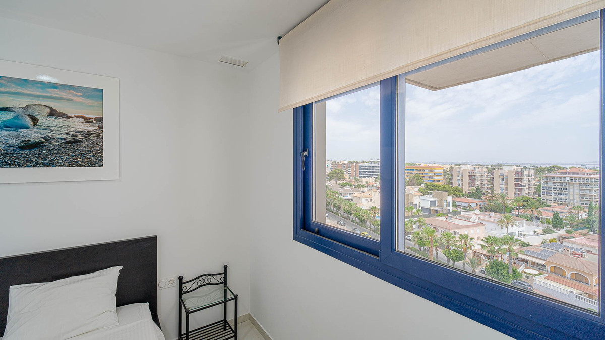 Appartement te koop in Punta Prima | 2 slaapkamers H5440750
