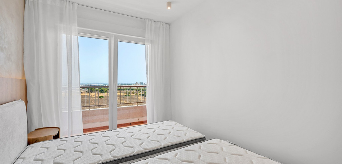 Appartement te koop in Punta Prima | 2 slaapkamers H5443879