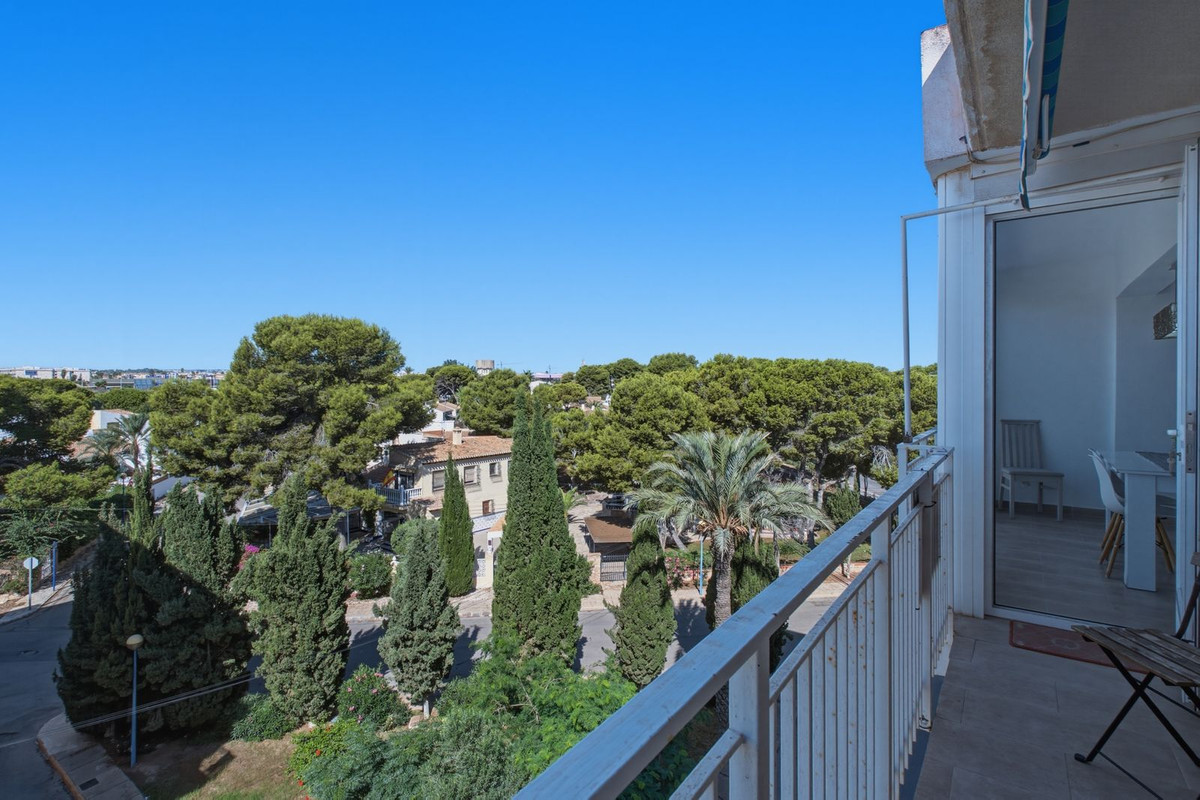 Huis te koop in Punta Prima | 3 slaapkamers H5488222