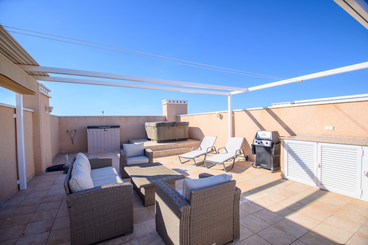 Penthouse te koop in Punta Prima | 2 slaapkamers H5497030
