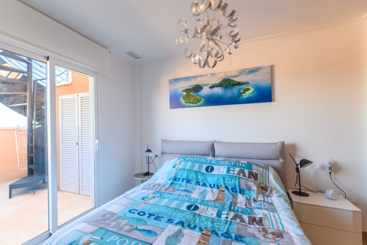 Penthouse te koop in Punta Prima | 2 slaapkamers H5497030