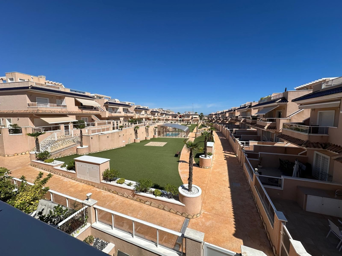 Appartement te koop in Punta Prima | 2 slaapkamers H5497039