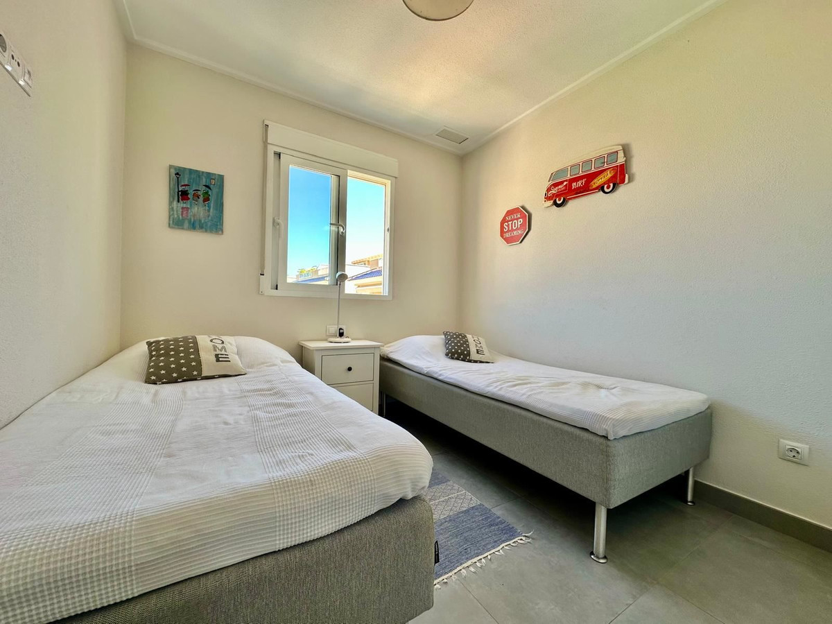 Appartement te koop in Punta Prima | 2 slaapkamers H5497039