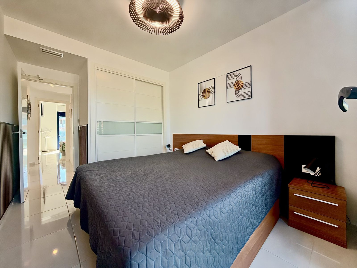 Appartement te koop in Punta Prima | 2 slaapkamers H5514664