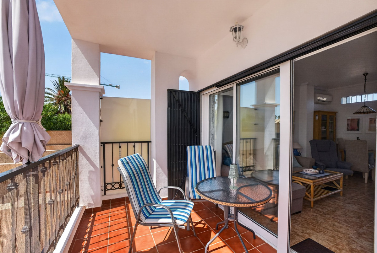 Appartement te koop in Punta Prima | 2 slaapkamers H5514835