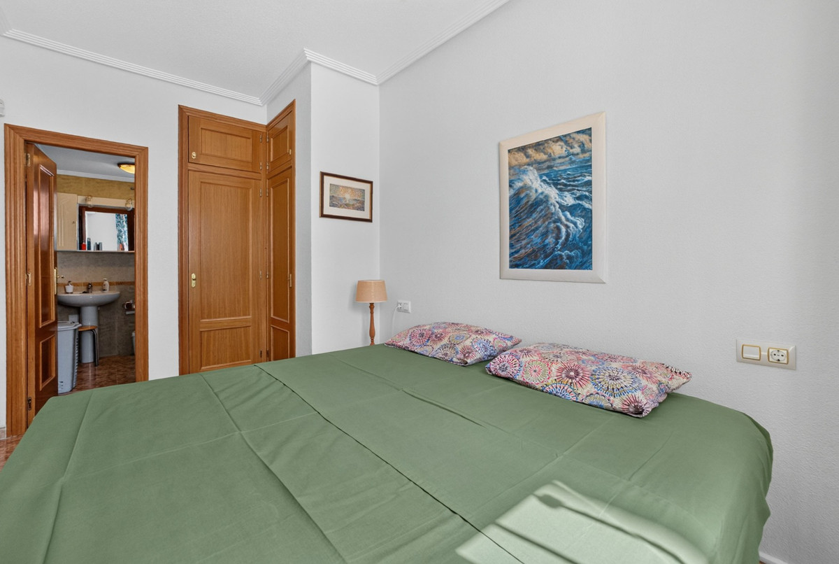 Appartement te koop in Punta Prima | 2 slaapkamers H5514835