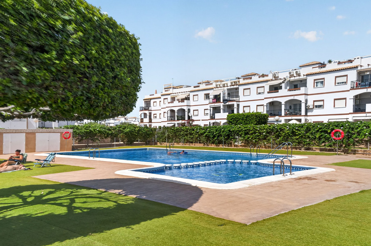 Appartement te koop in Punta Prima | 2 slaapkamers H5514835