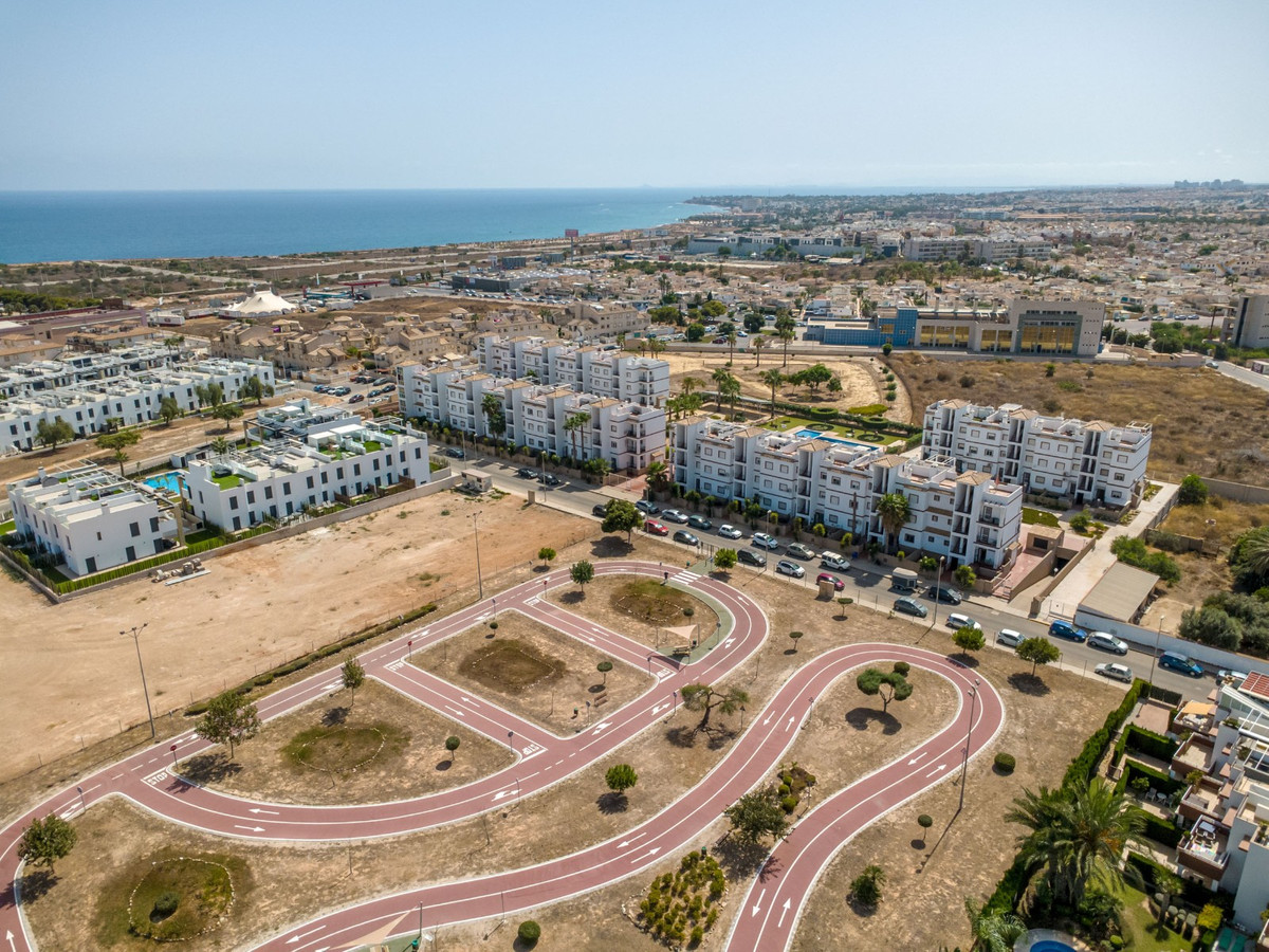 Appartement te koop in Punta Prima | 2 slaapkamers H5514835