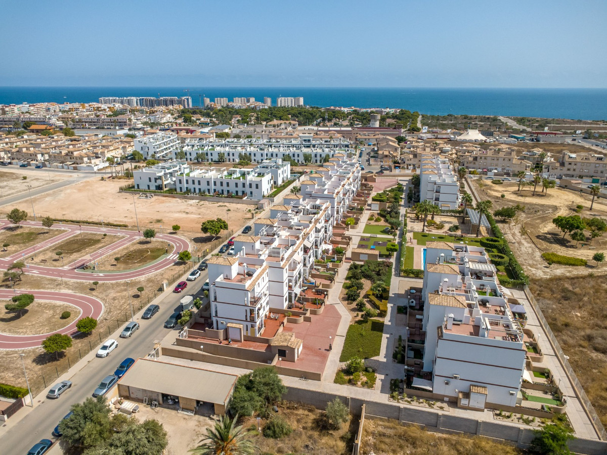 Appartement te koop in Punta Prima | 2 slaapkamers H5514835