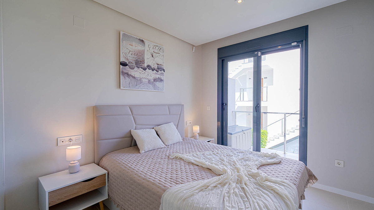 Appartement te koop in Punta Prima | 2 slaapkamers H5514838