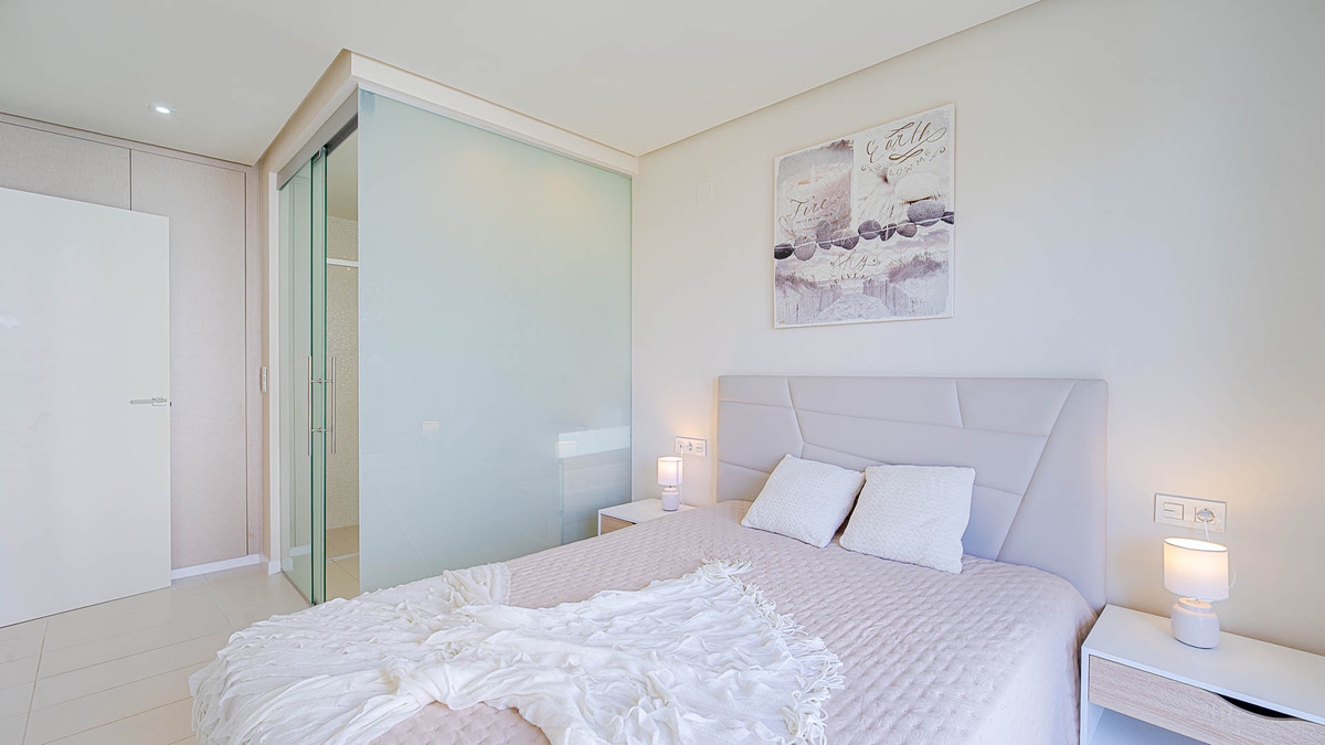 Appartement te koop in Punta Prima | 2 slaapkamers H5514838