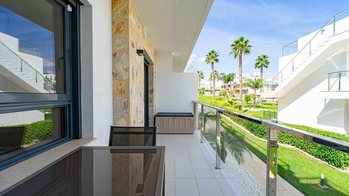 Appartement te koop in Punta Prima | 2 slaapkamers H5514838