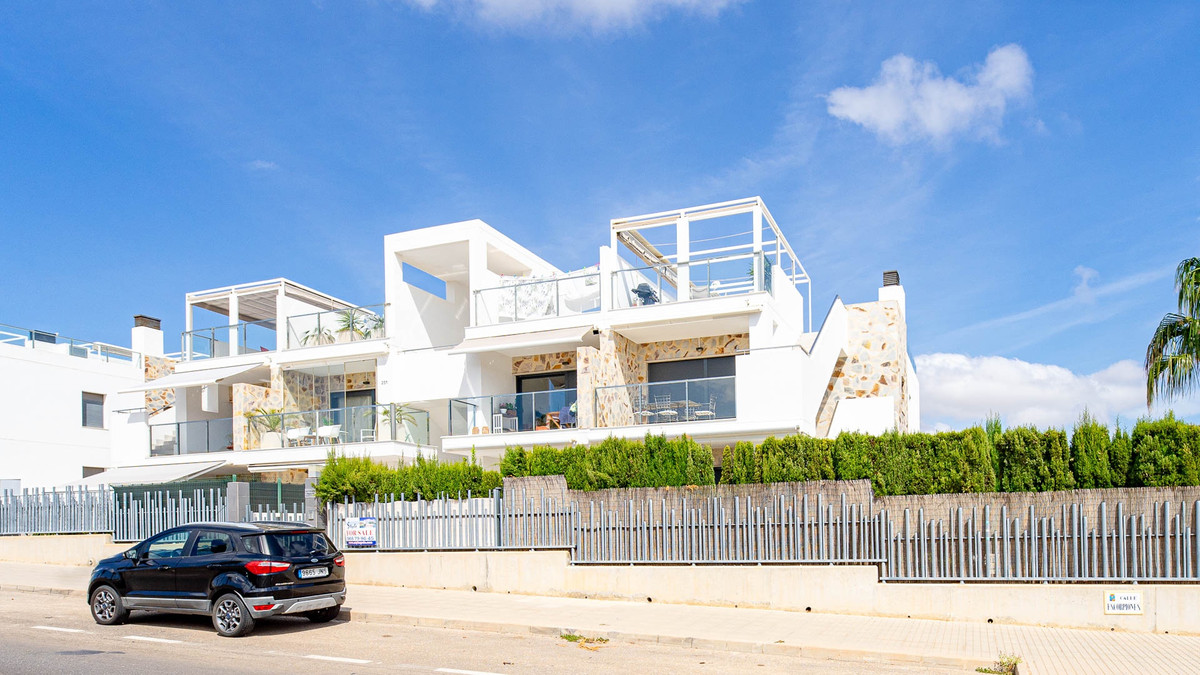 Appartement te koop in Punta Prima | 2 slaapkamers H5514838