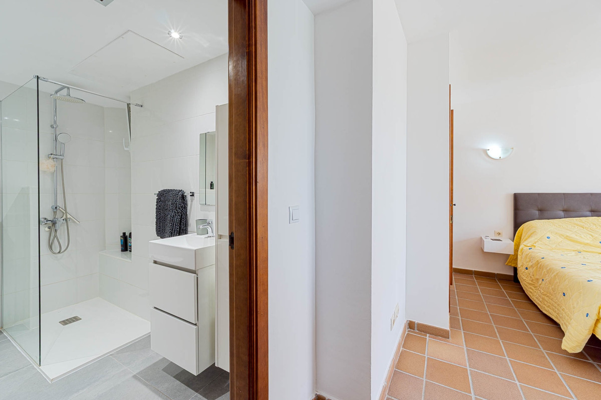 Property main view 36