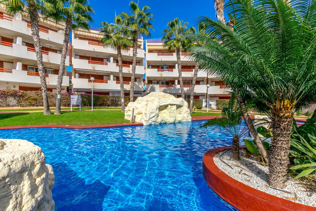 Penthouse te koop in Punta Prima | 2 slaapkamers H5518039