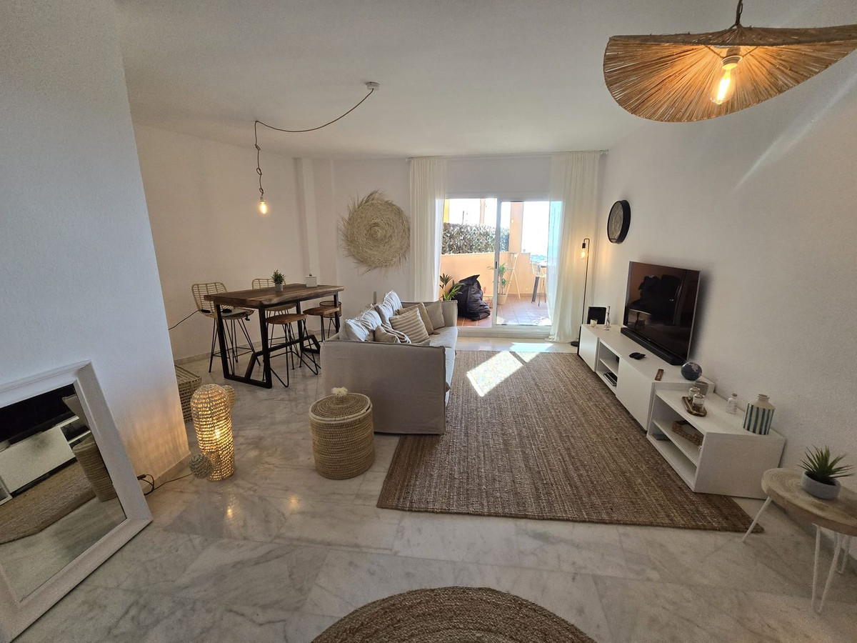 Tussenverdieping Appartement in Reserva de Marbella-13