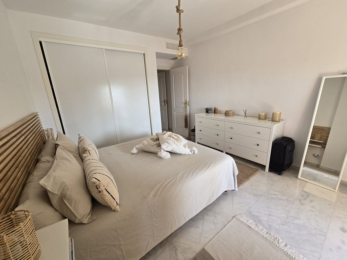 Tussenverdieping Appartement in Reserva de Marbella-25