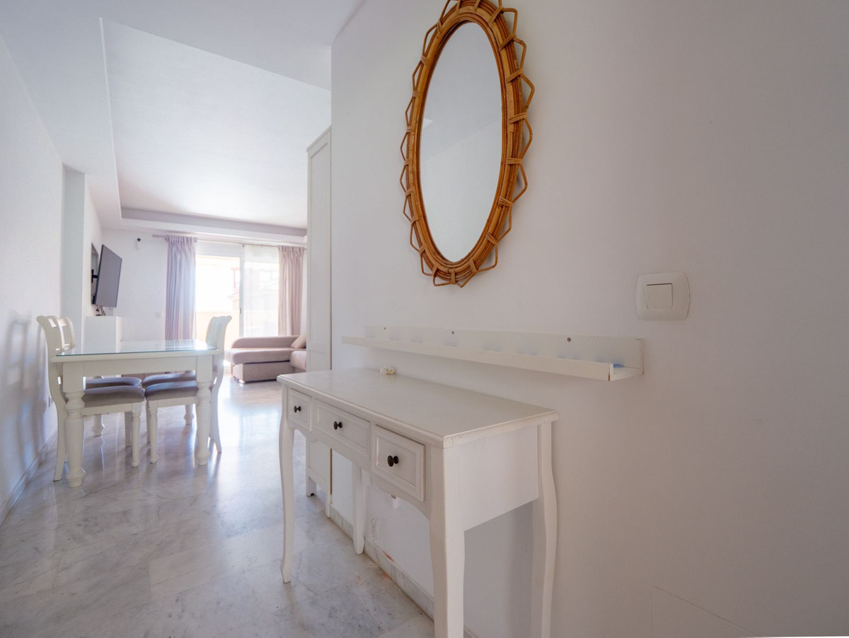 Tussenverdieping Appartement in Reserva de Marbella-16