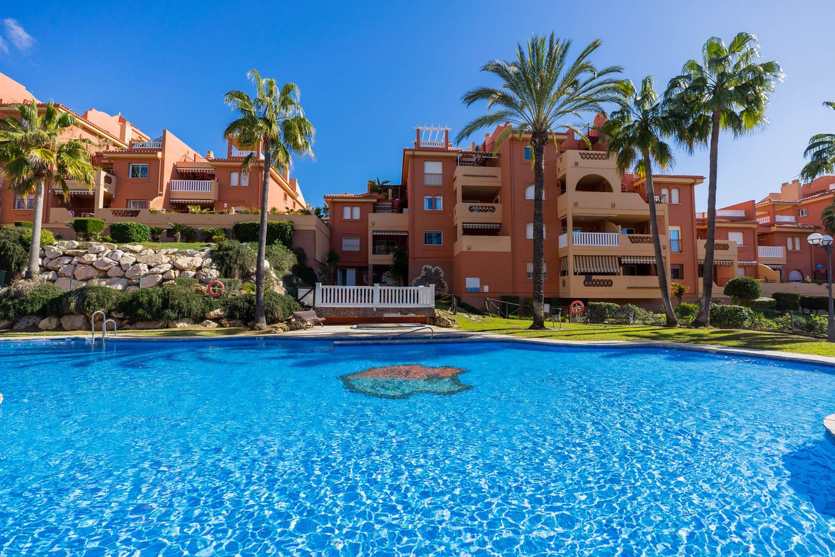 Penthouse in Reserva de Marbella-1