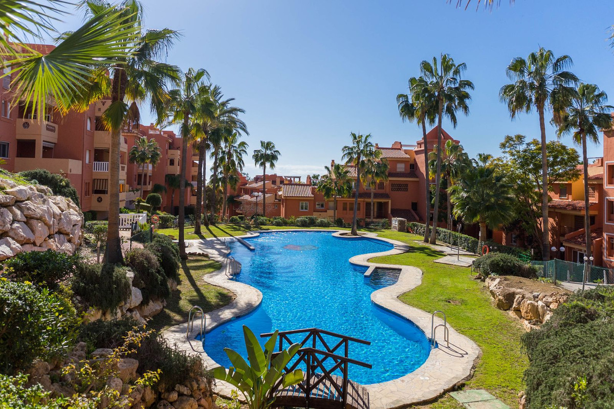 Penthouse in Reserva de Marbella-11