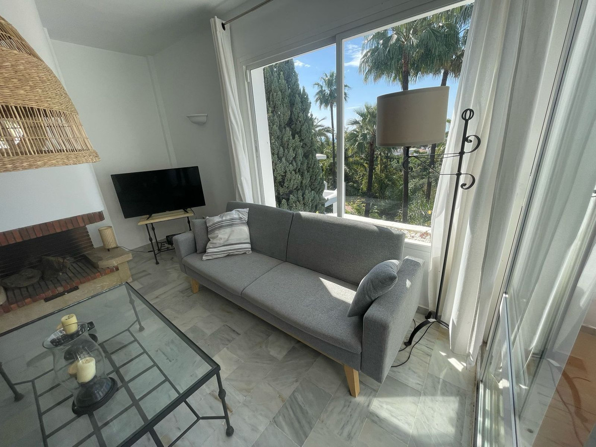 Tussenverdieping Appartement in Reserva de Marbella-3