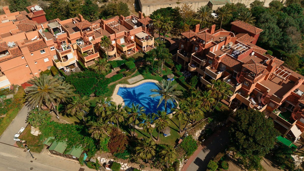 Penthouse in Reserva de Marbella-1