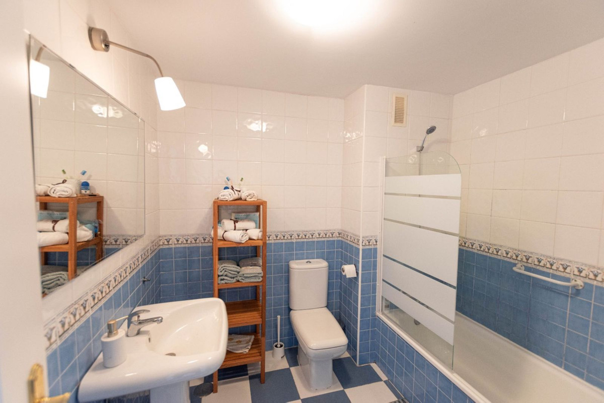 Penthouse in Reserva de Marbella-11